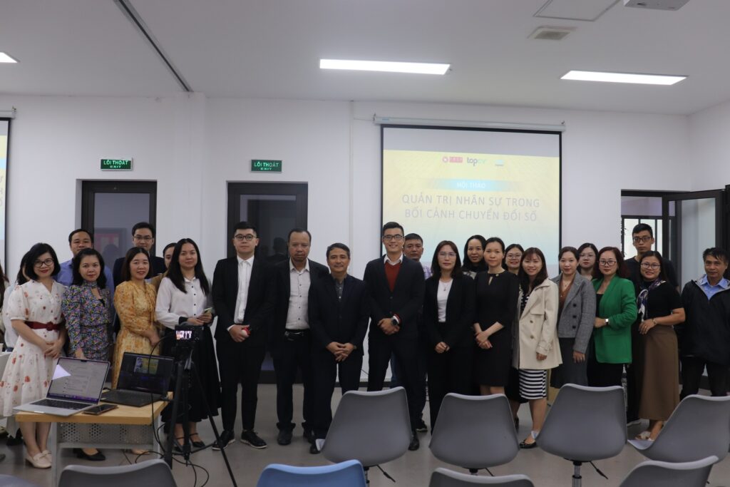 TỔNG KẾT HỘI THẢO: QUẢN TRỊ NHÂN LỰC TRONG BỐI CẢNH CHUYỂN ĐỔI SỐ 2 HT1