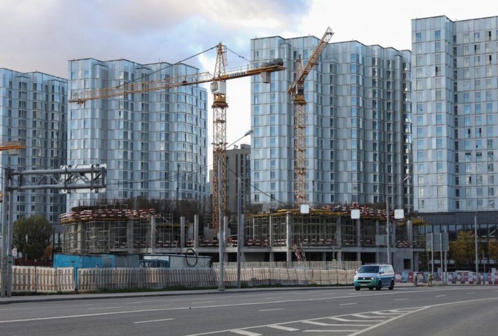 Cac khu can ho dang duoc xay dung o Moscow