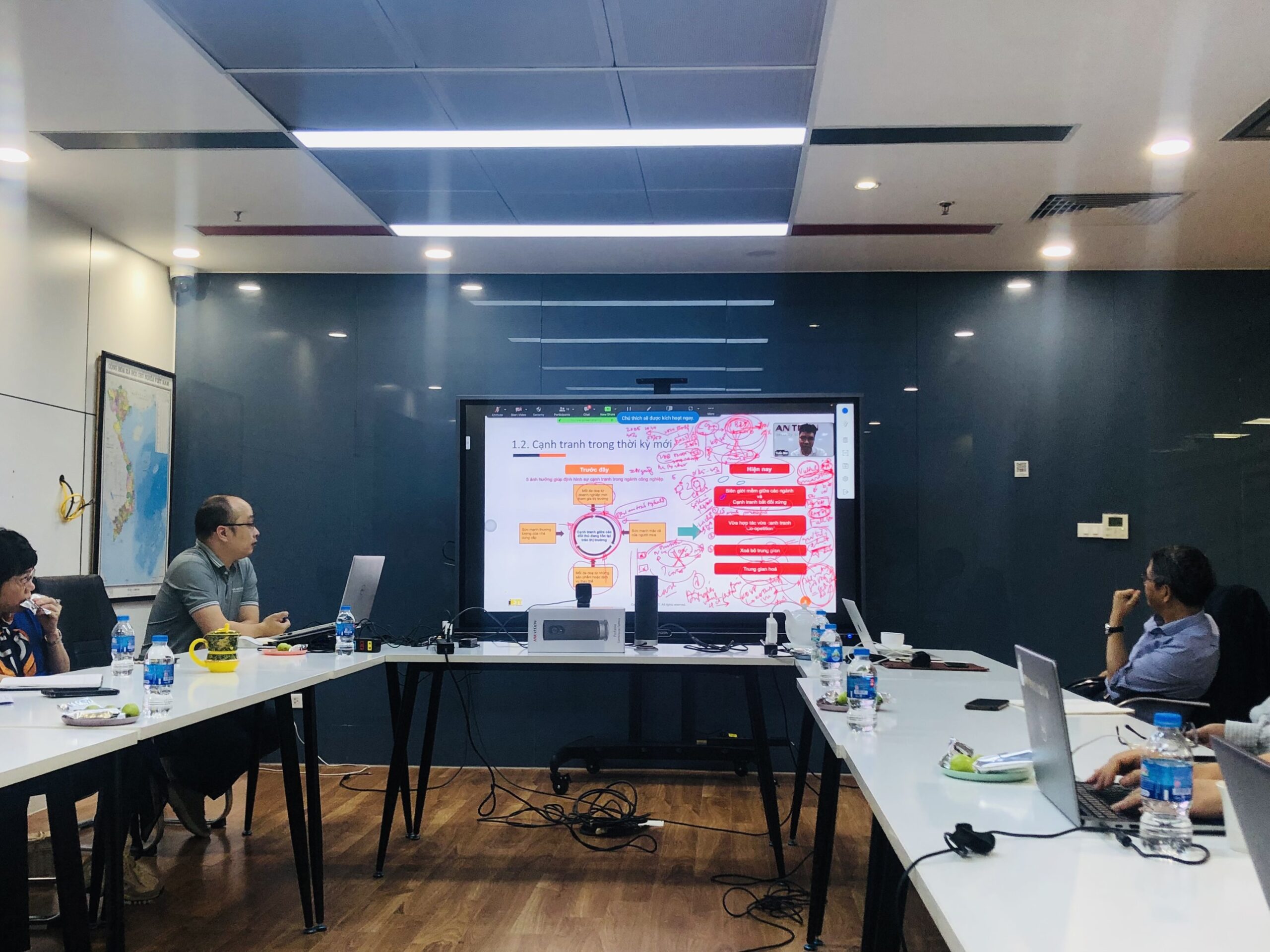 BUỔI 2: CHƯƠNG TRÌNH ĐÀO TẠO, HUẤN LUYỆN VỀ CHUYỂN ĐỔI SỐ CÔNG TY CỔ PHẦN NHÀ AN TOÀN 4 buoi 2.2 scaled