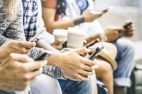 THỊ TRƯỜNG SMARTPHONE BÙNG NỔ ĐẦU NĂM 2024 TẠI ĐÔNG NAM Á 2 smartphone