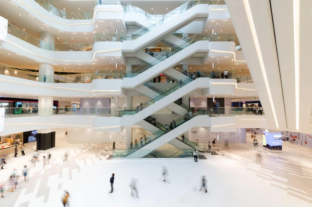 BẤT ĐỘNG SẢN BÁN LẺ CAO CẤP ĐANG PHÁT TRIỂN MẠNH MẼ 2 3 lotte 1691401428025215630040.jpg