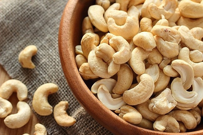 Vietnamese Cashews 3