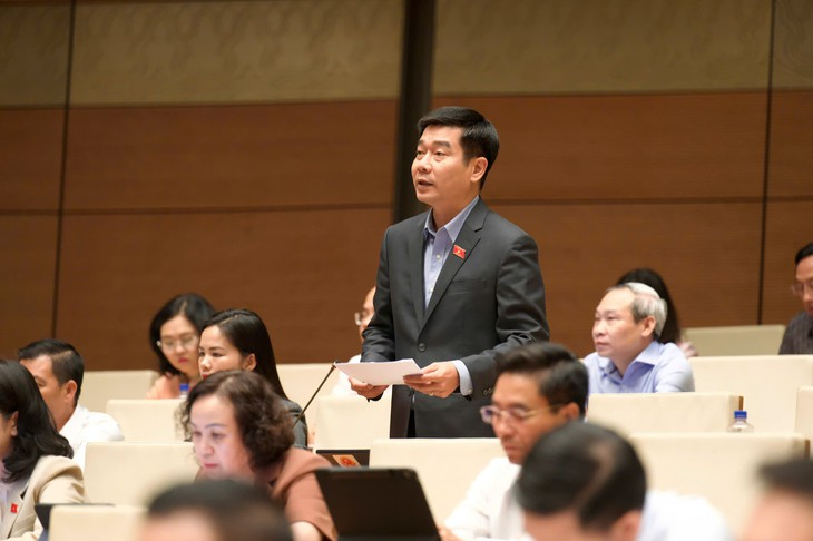 Công chứng giao dịch bất động sản nên bắt buộc hay tùy theo nhu cầu? 3 giao dich bat dong san