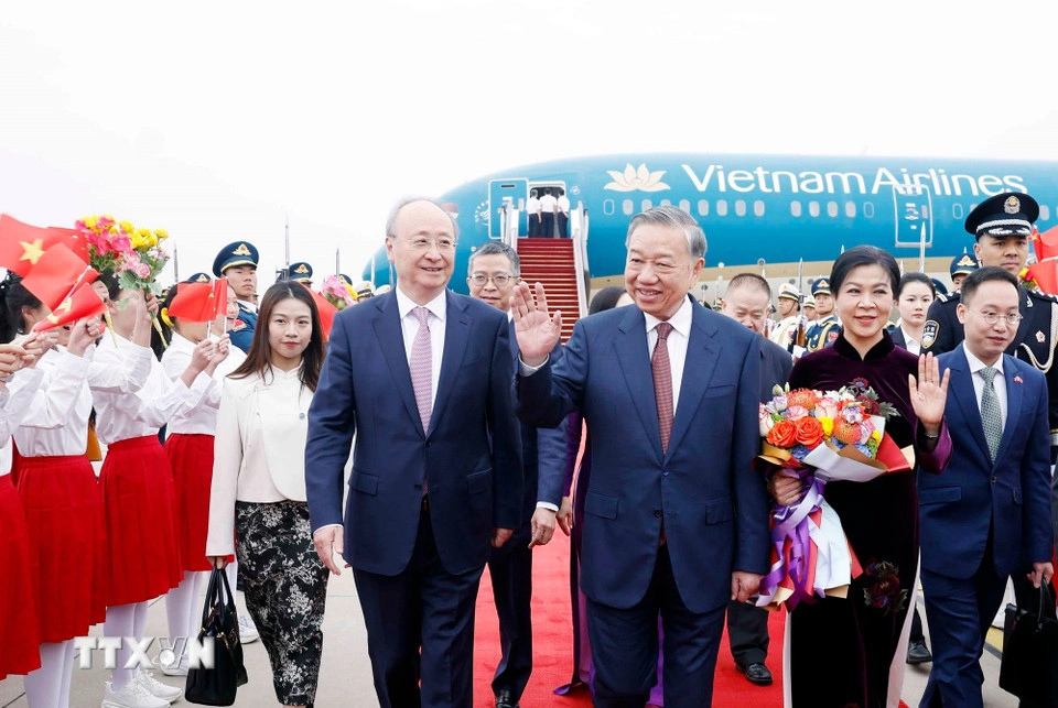 tong bi thu chu tich nuoc den 9632 9159 1776137617